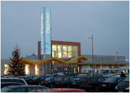Vyražte za značkovým oblečením do outletů! / Outlety a outlet móda (http://www.luxurymag.cz)